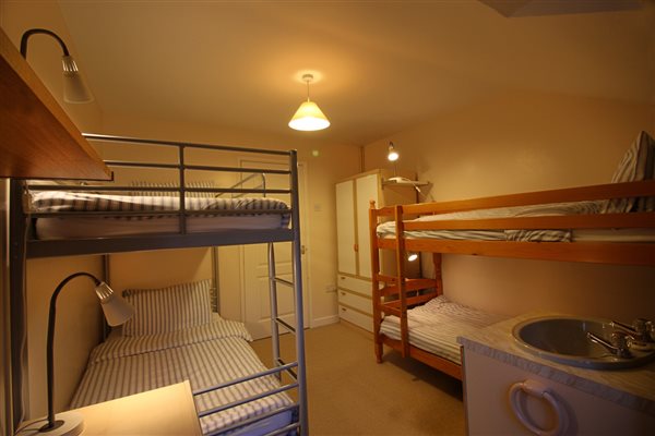 Coach House - Childrens bunkbed room